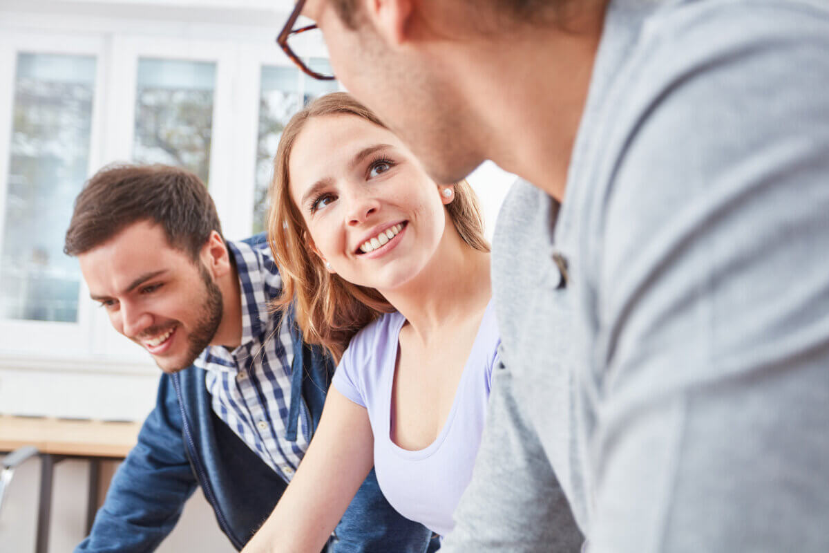 Junge Frau in der Ausbildung